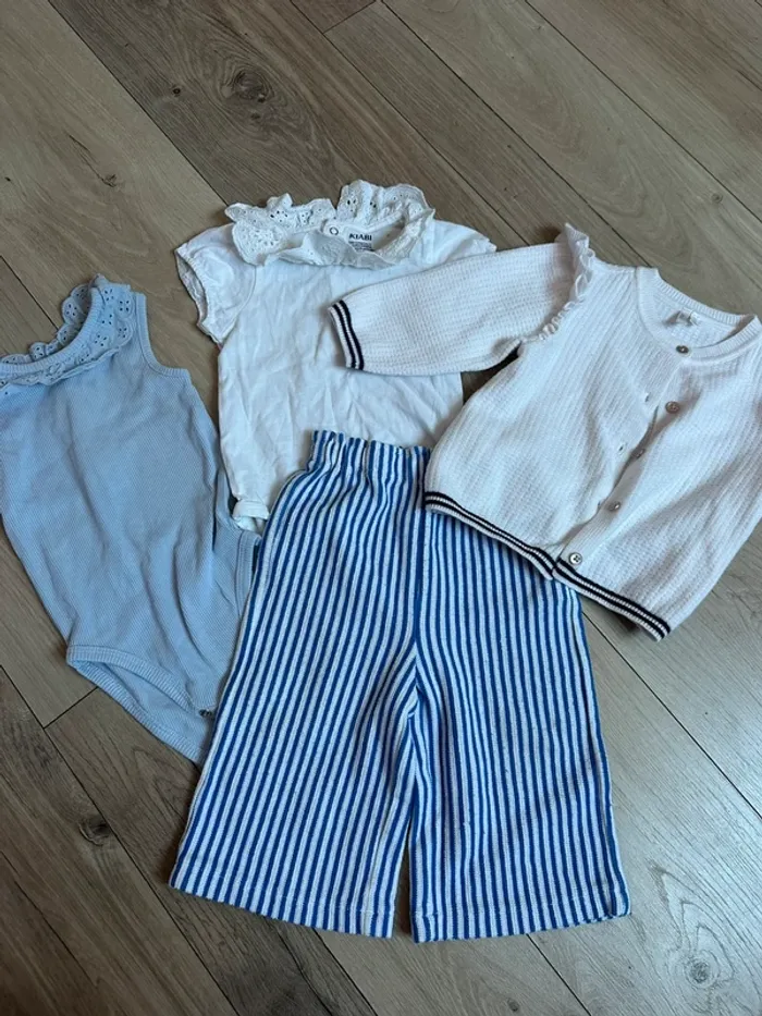 Lot body pantalon gilet Kiabi orchestra tao 9 mois