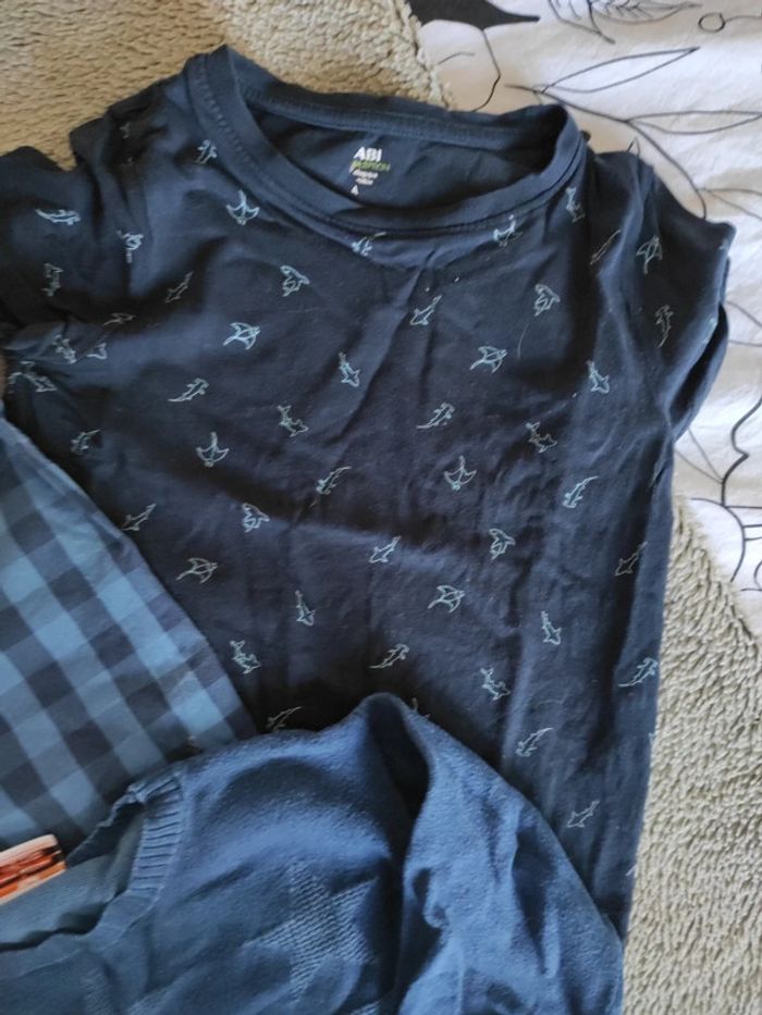 Lot taille 4 ans - photo numéro 2