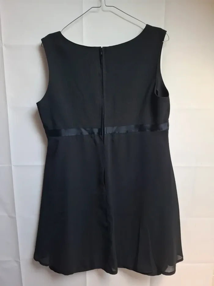 Robe taille 38 ou 40 - photo numéro 3