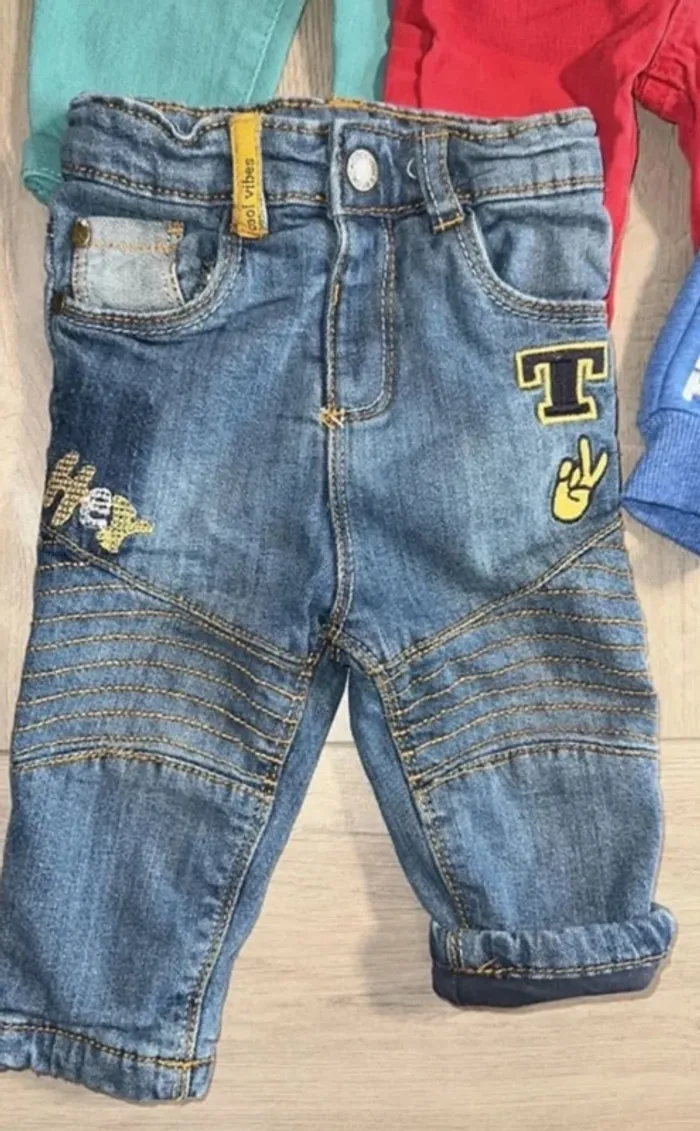 Lot pantalon hivers jean jogging - photo numéro 2