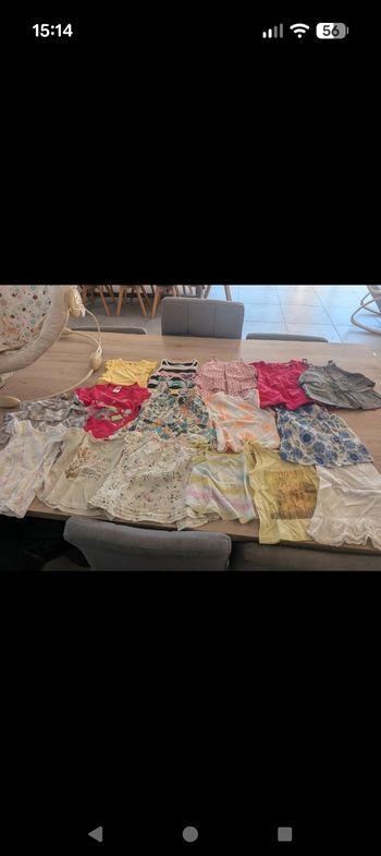 Lot de teeshirt et débardeurs 