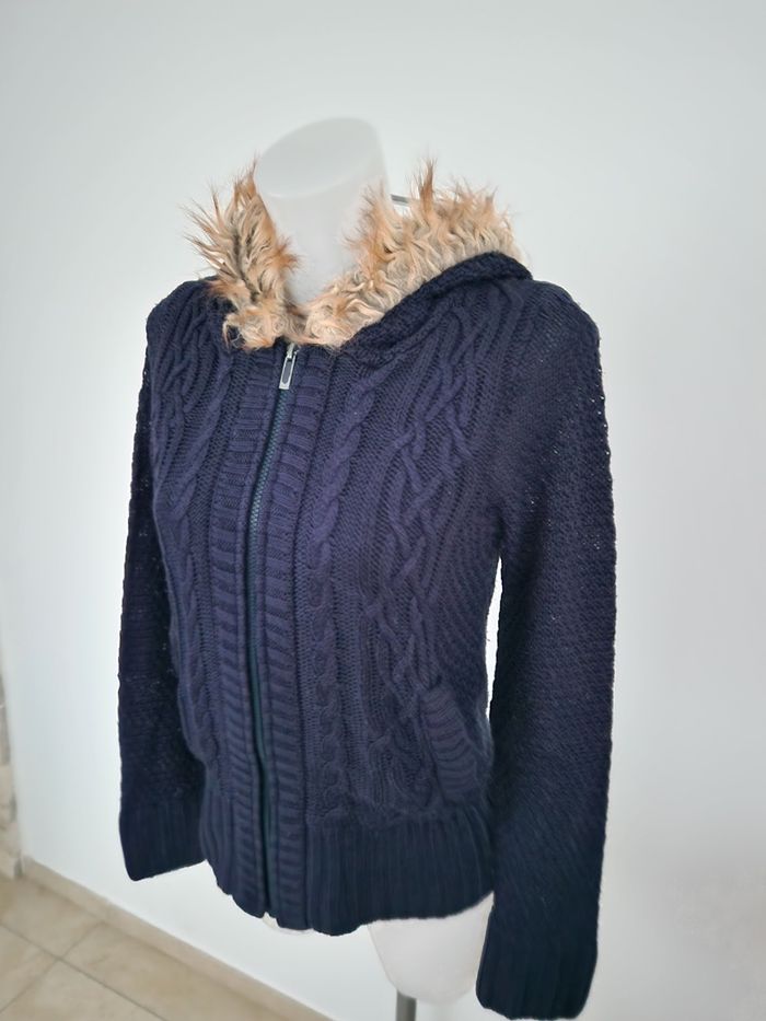 Sweat torsadé bleu marine à capuche fourrée et moumoute, Jennyfer - photo numéro 3