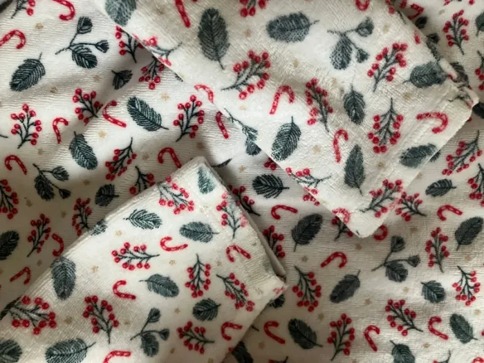 Pyjama velours de Noël - photo numéro 4
