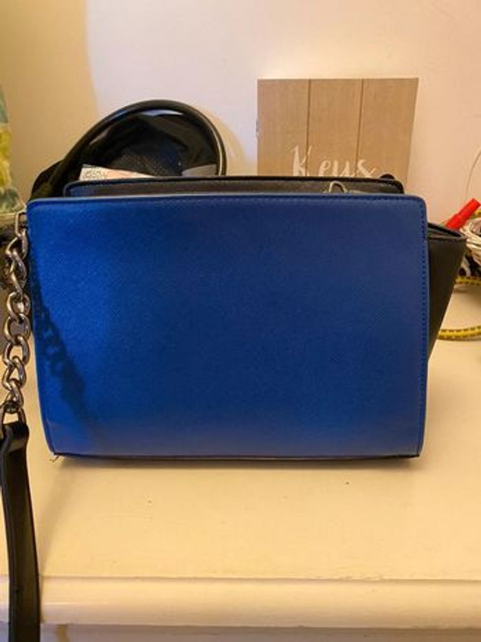sac bandoulière Christian Lacroix - photo numéro 5