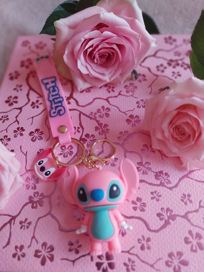 Porte clé stitch rose - photo numéro 2