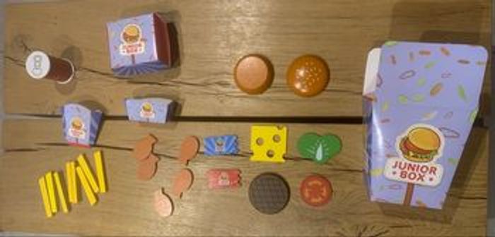 Set hamburger en bois 26 pièces complet Play tive junior dans son carton d’origine