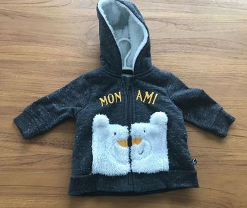 Veste à capuche neuve