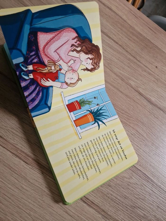 Livre / Buch Ich wiege dich ein bisschen und gebe dit ein Küsschen - photo numéro 8