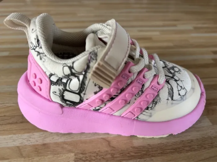 Baskets Adidas lego pointure 20
