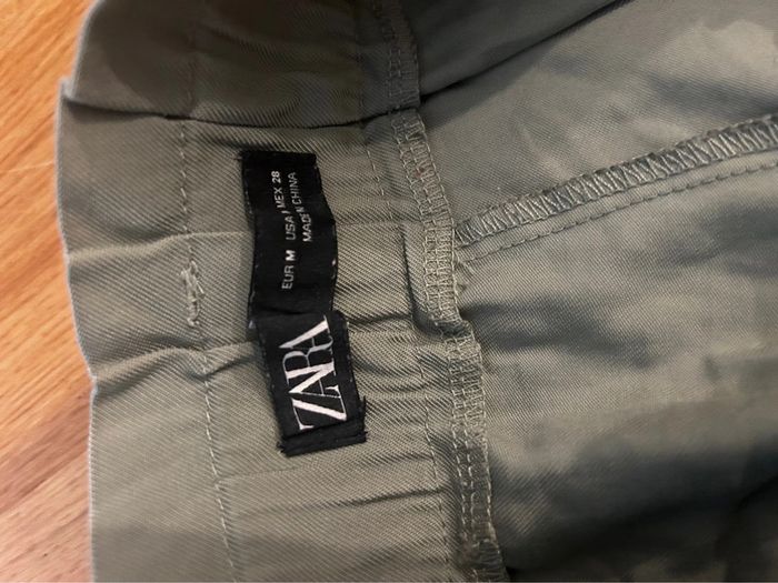 Pantalon Zara taille M - photo numéro 2