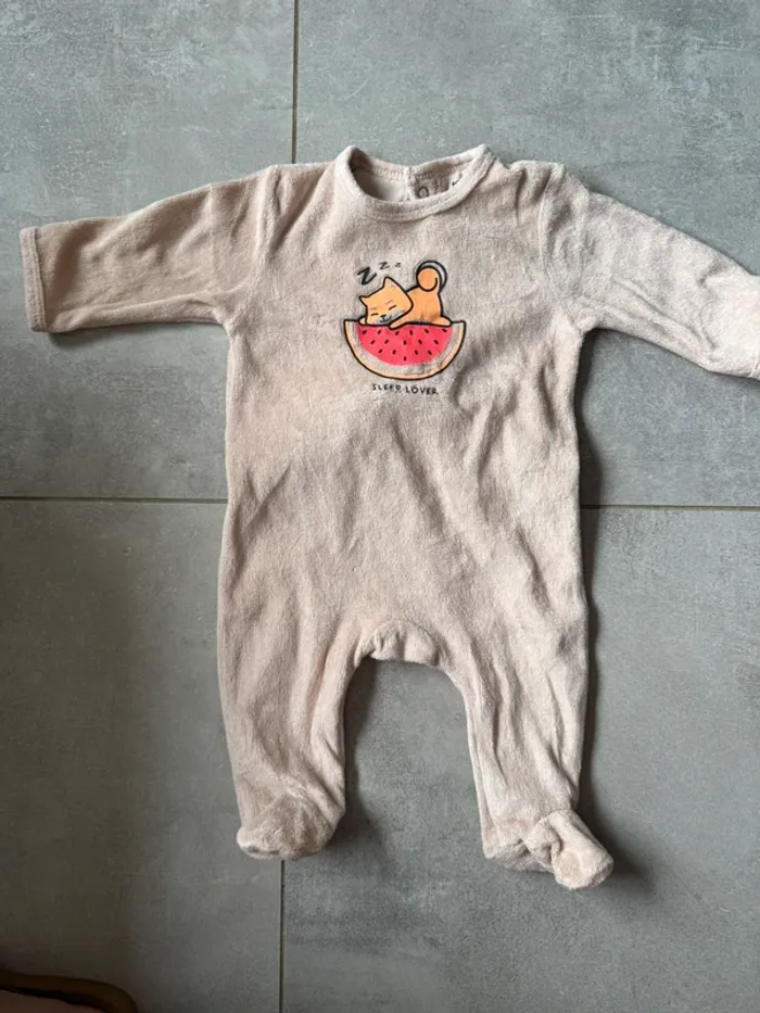 Pyjama 1 pièce velours bébé fille