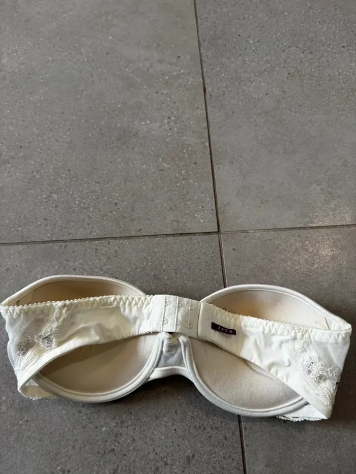 Soutien gorge Java, très bon état, taille 90C - photo numéro 2