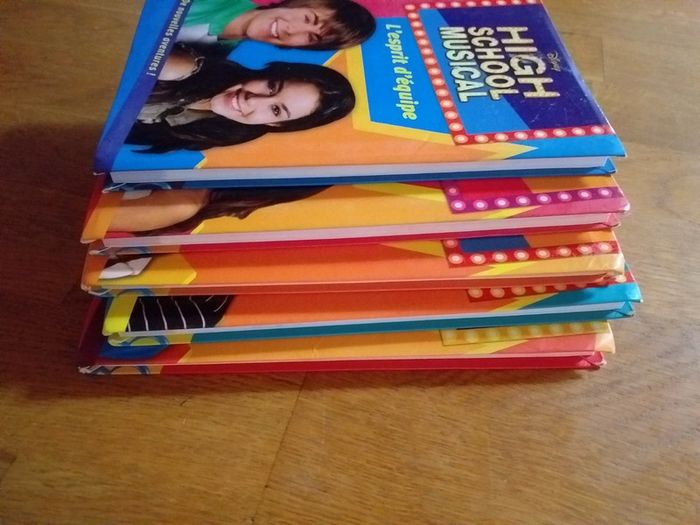 Lot de 5 livres High School Musical - photo numéro 7