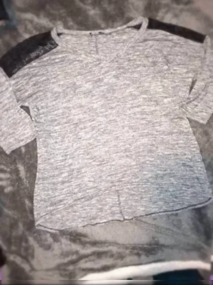 Pull léger  très  bon état  40 - photo numéro 3
