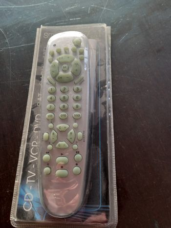 Télécommande multifonction neuve