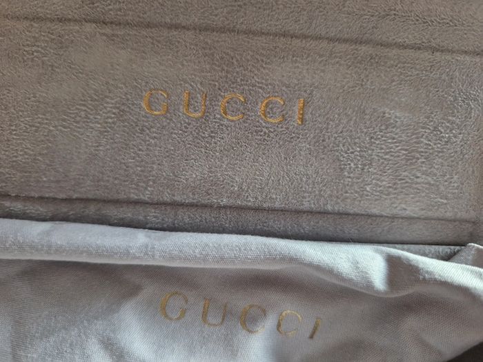 Monture de lunettes Gucci en super état - photo numéro 3