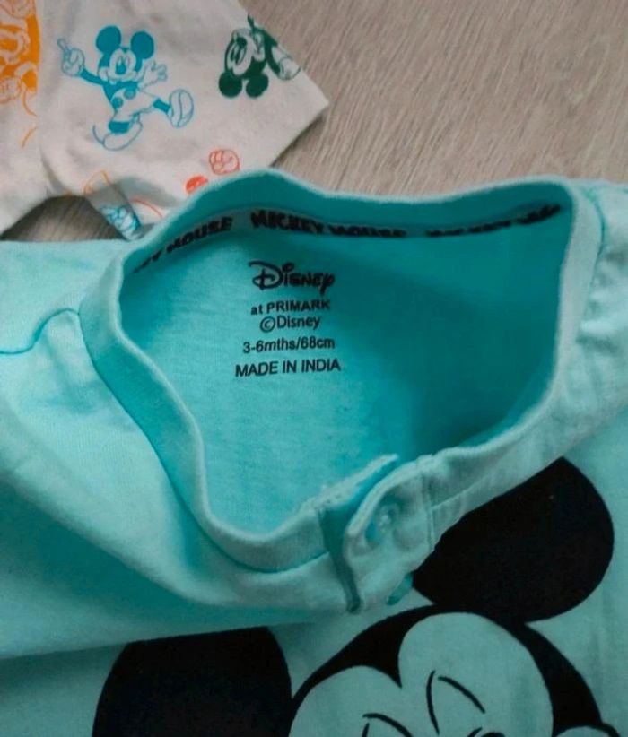 Lot de 3 tee shirts Mickey 6 mois neufs - photo numéro 4