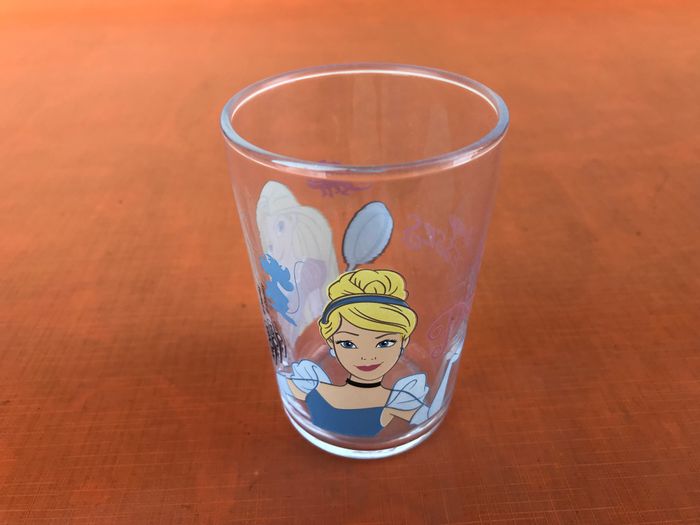 Verre décoré " collector " Disney Princesses Amora - photo numéro 7
