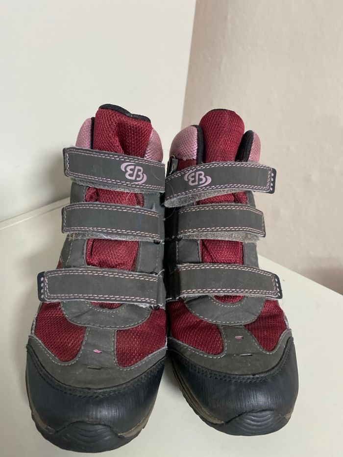 Chaussures bottines de marche randonnée Vibram en Comfortex grises et bordeaux taille 35 - photo numéro 2