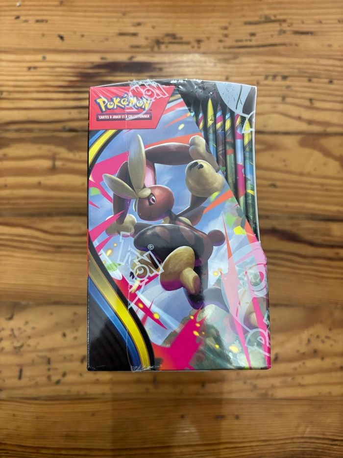 Display mega évolution flammes fantagosmique