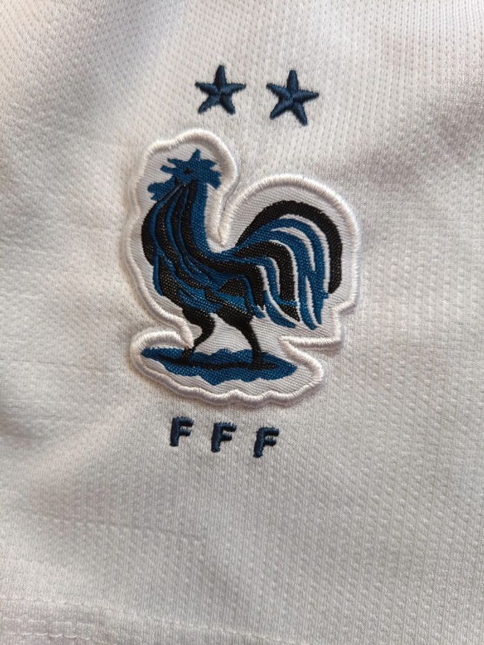 Short de foot France, Nike Authentique Officiel taille enfant 8/10 ans - photo numéro 4
