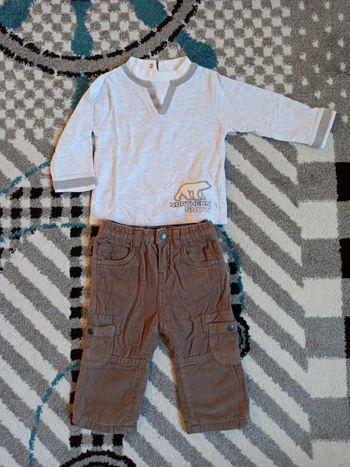 Ensemble t-shirt manches longues et pantalon en velours