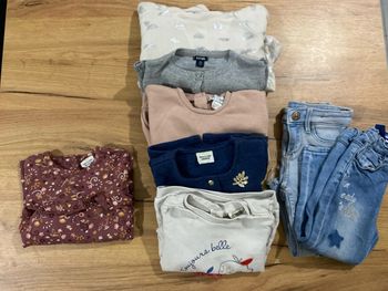 Lot de vêtements bébé fille