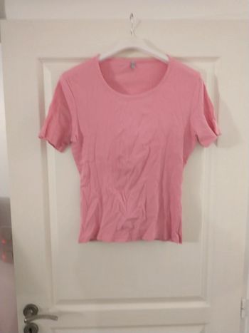 T-shirt rose taille 46 48