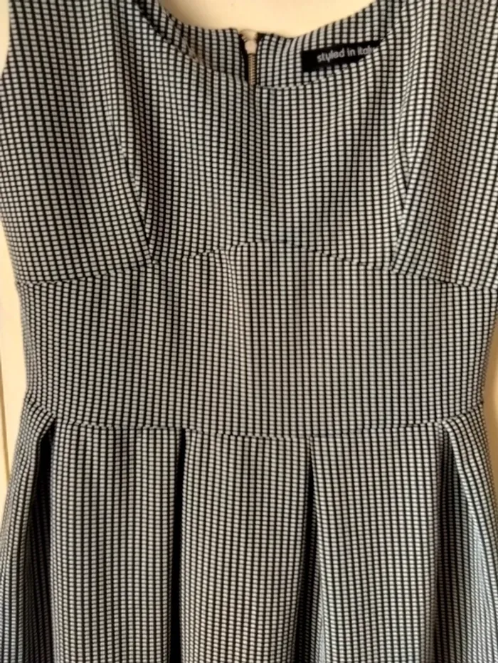 Robe vintage sans manches (A129) - photo numéro 3