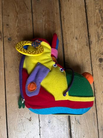 Jouet d’éveil activités dextérité Vertbaudet 