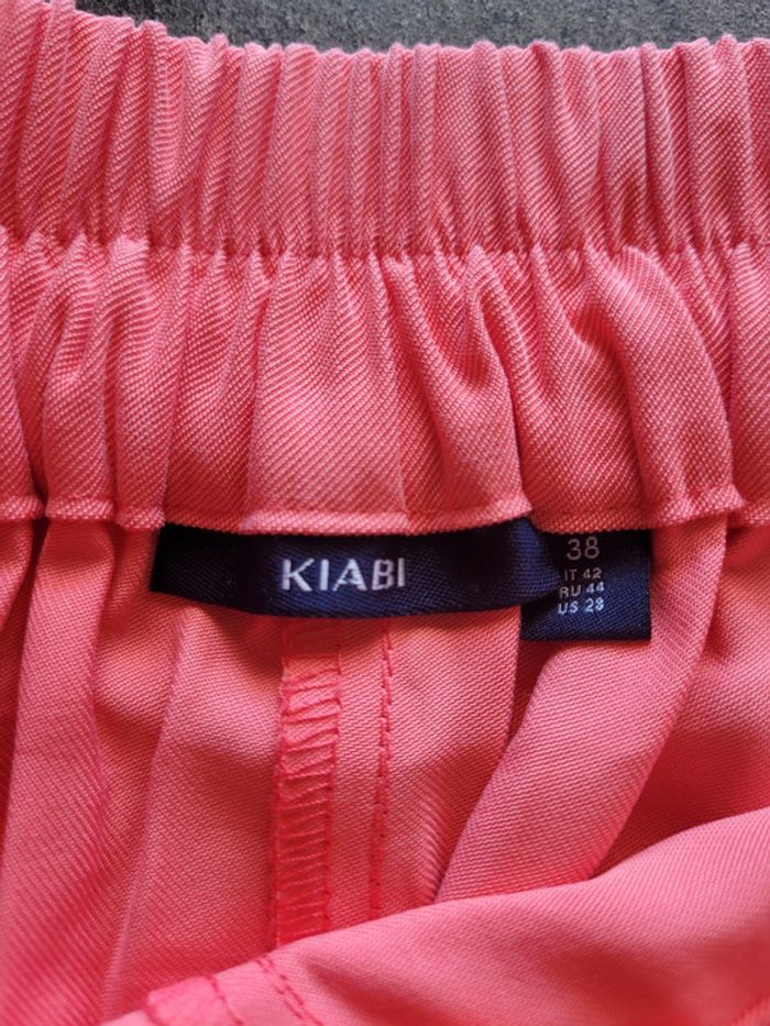 Short kiabi neuf 38 - photo numéro 3