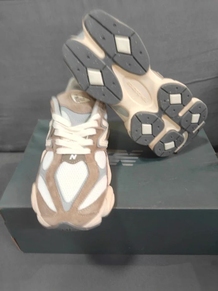 New Balance 9060 Kaki 42 - photo numéro 3