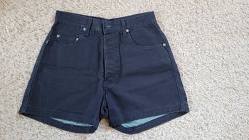 Short en jean neuf