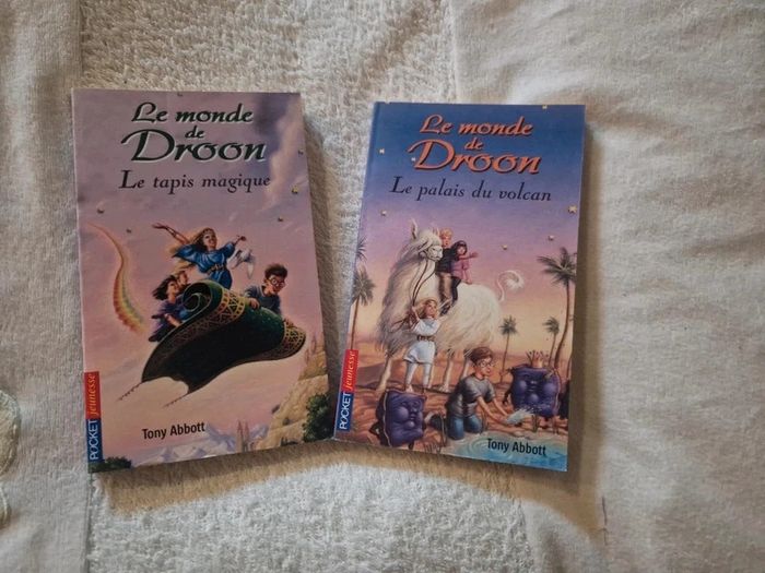 Livre le monde de droon