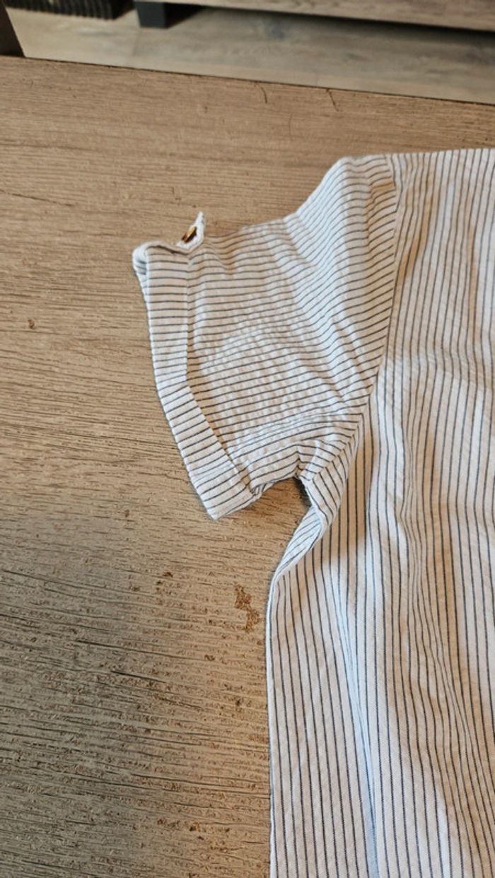 Jolie robe classique à manches courtes blanche lignée grise, Okaîdi, 14 ans, jamais mise - photo numéro 9