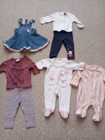 vêtements pour bébés 