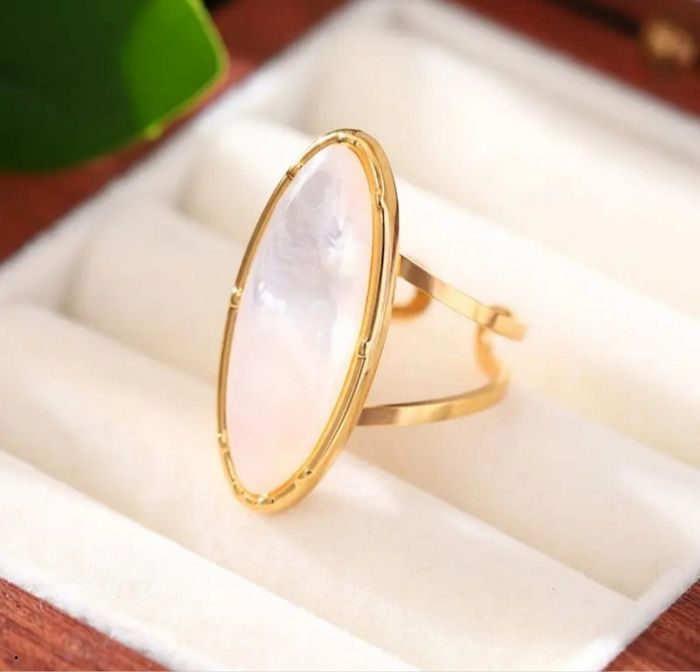 Bague ovale dorée réglable en acier inoxydable