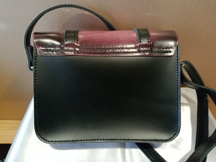 Sac bandoulière Original Dr Martens en cuir véritable - photo numéro 3