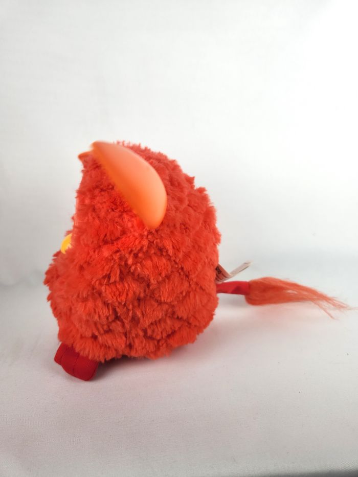Furby Interactif Édition Rouge Fluo Modèle 2012 Yeux LCD - photo numéro 5