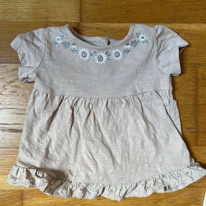 Tenue fille taille 3 mois - photo numéro 2