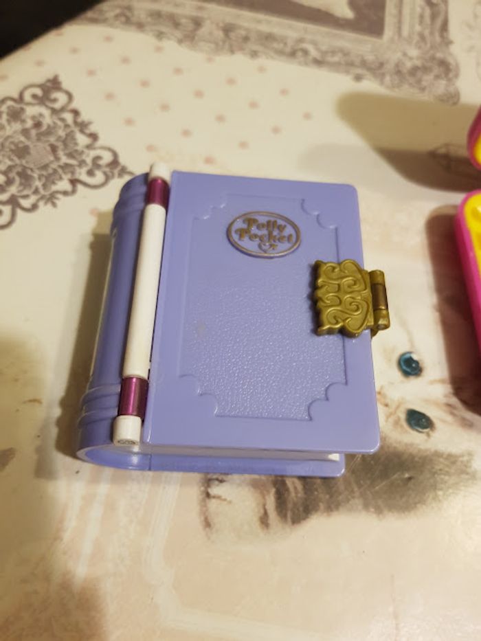 Lot polly pocket vintage - 1995 Livre Sparkle snowland + 1994 Maison lapin + 1989 wild zoo - photo numéro 5