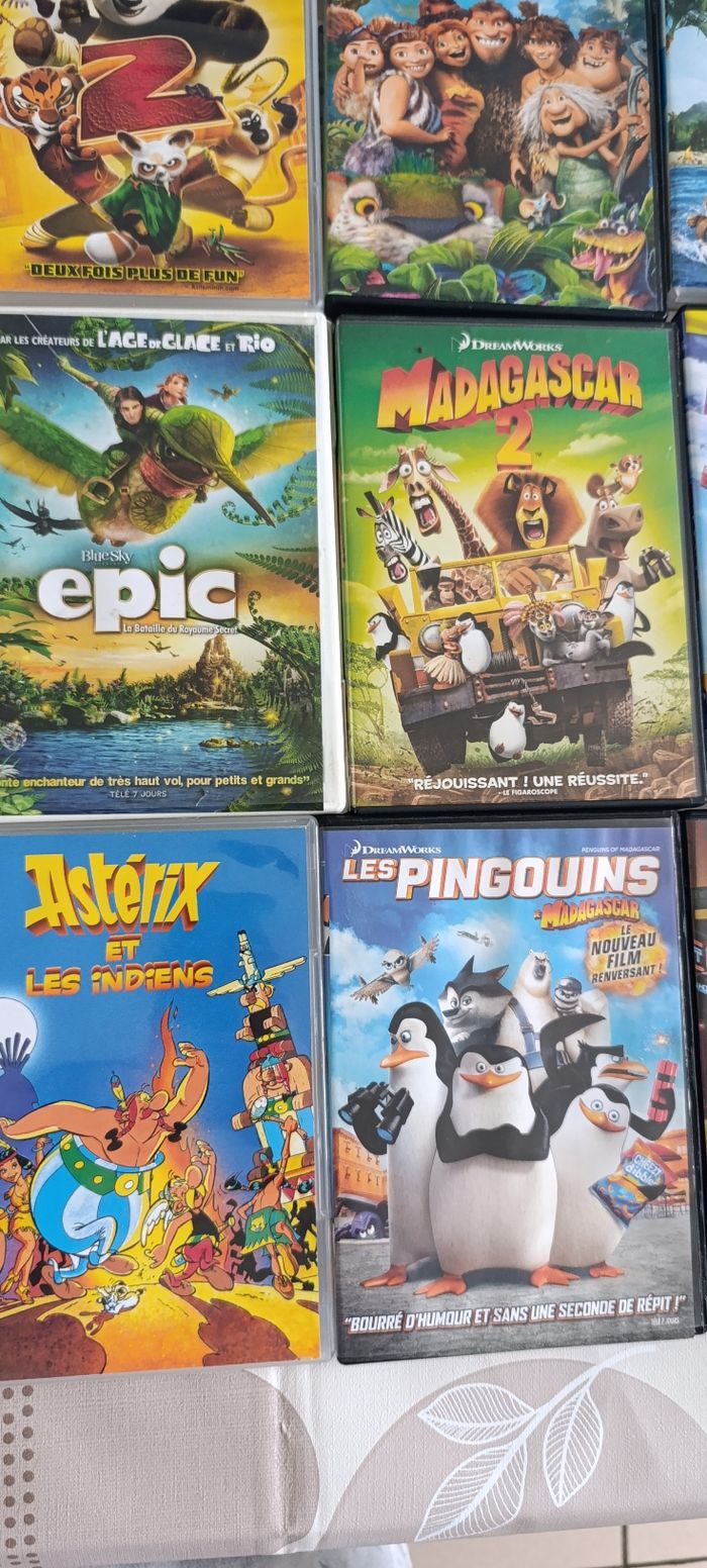 Lot 12 DVD enfants films d'animation - photo numéro 5