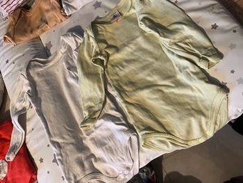 Lot 10 bodies petit bateau 