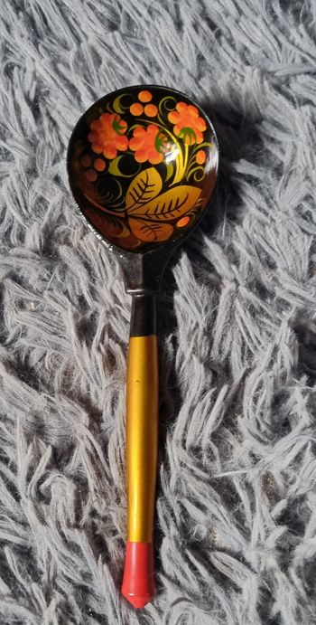 Cuillère en bois décoratif Russe (Khohloma)