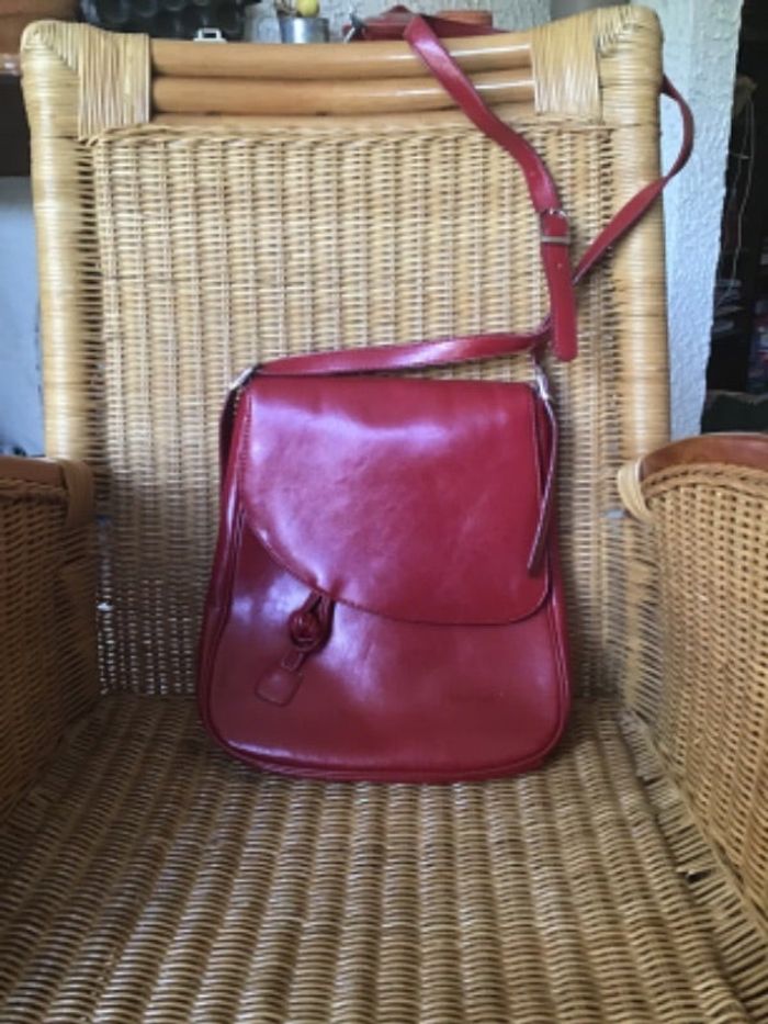 Sac besace en cuir