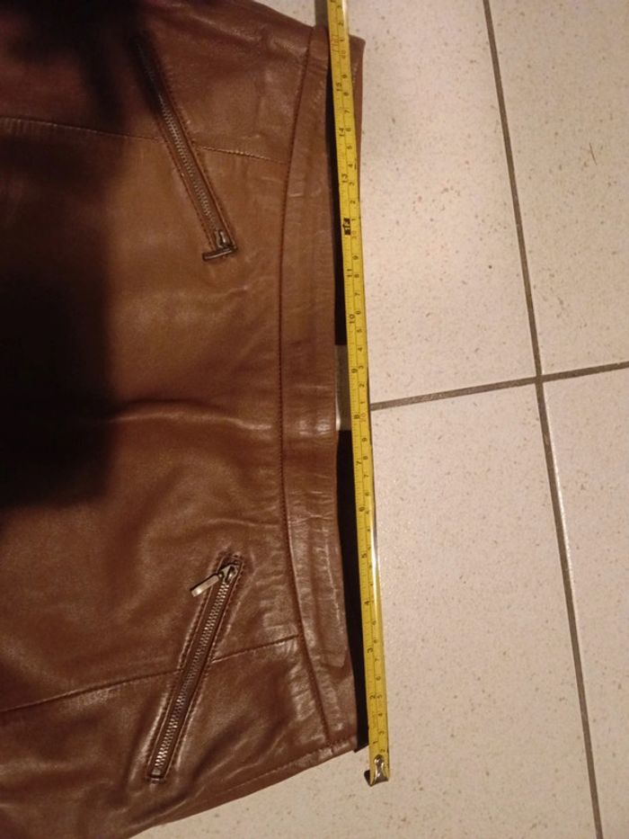 Mini-jupe en cuir taille 40 - photo numéro 7
