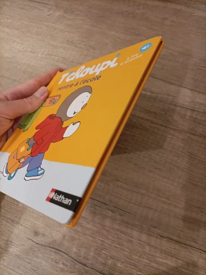 Livre T'choupi rentre à l'école - photo numéro 6
