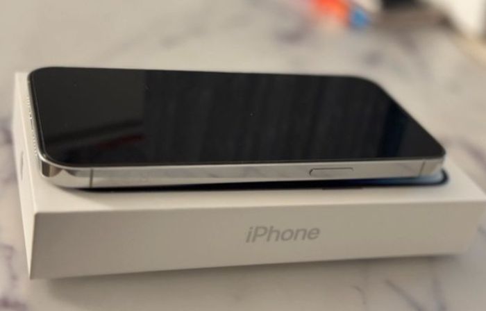 I p h o n e 14 pro max - photo numéro 3