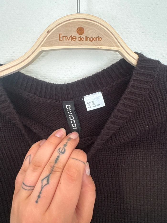 Pull noir à dentelle - photo numéro 4