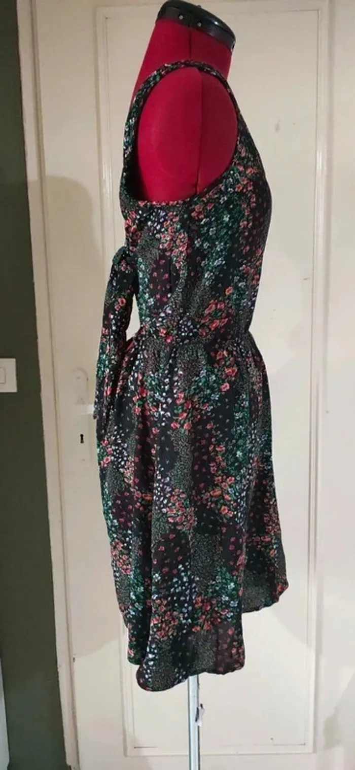 robe dos nu - photo numéro 7